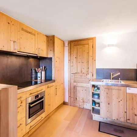 Apartment For 8 People Megeve