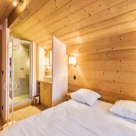Apartment For 8 People Megeve